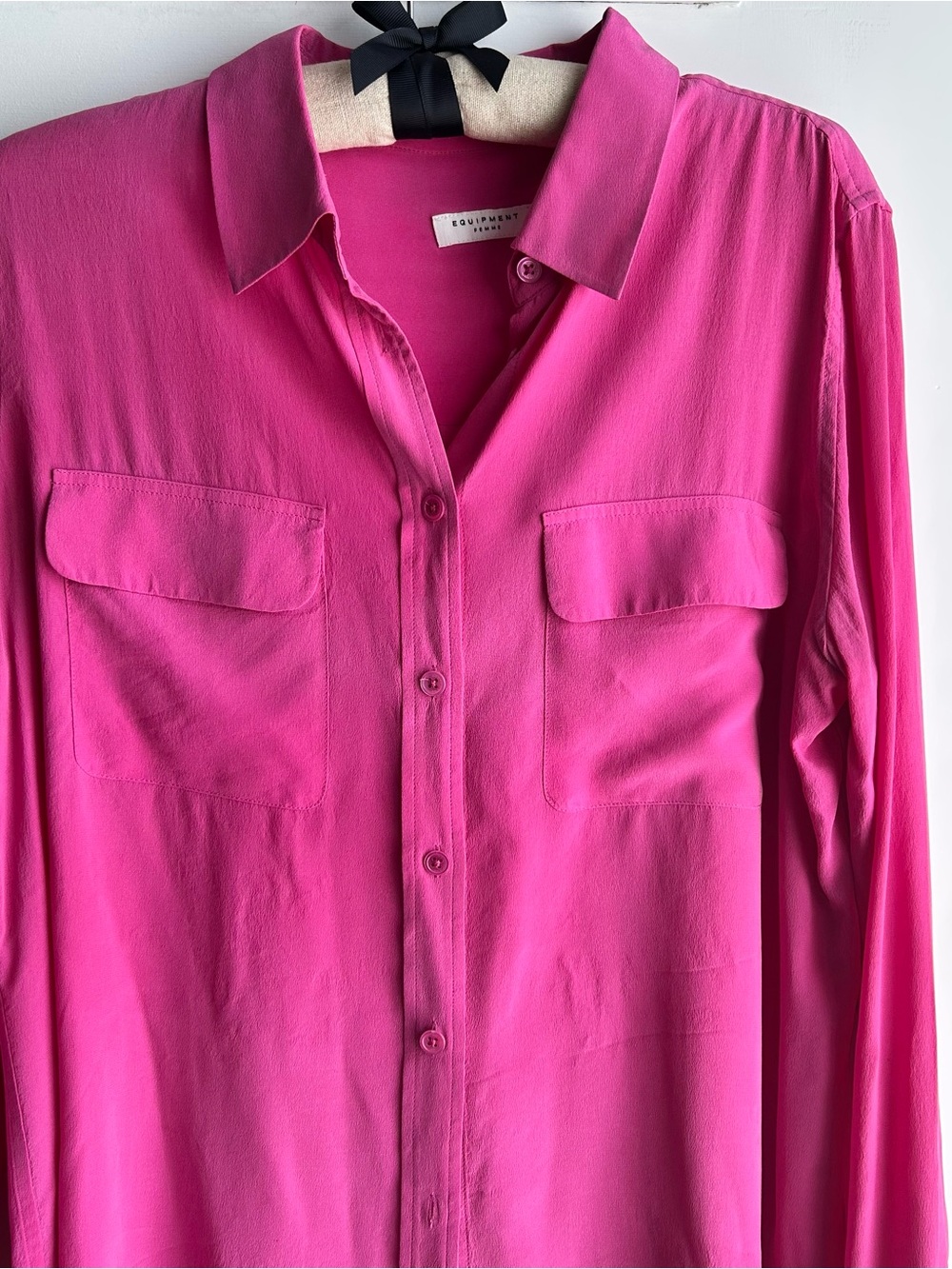 Equipment Pink Silk Relaxed fit Button-Down Shirt. Women, Size L
